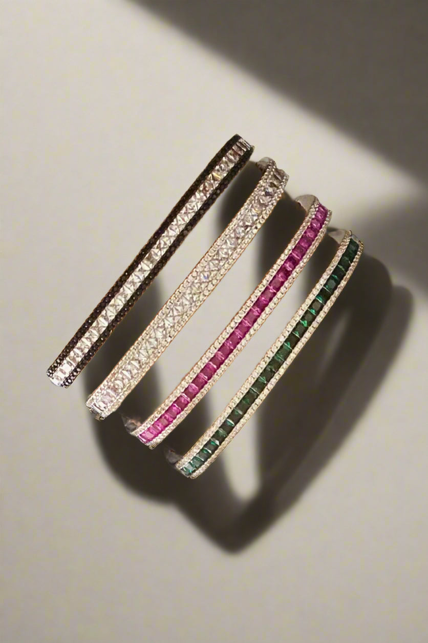 Curvely Bracelet